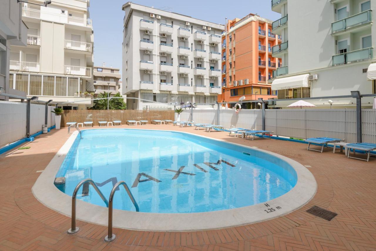Hotel Arena Cattolica Exterior foto