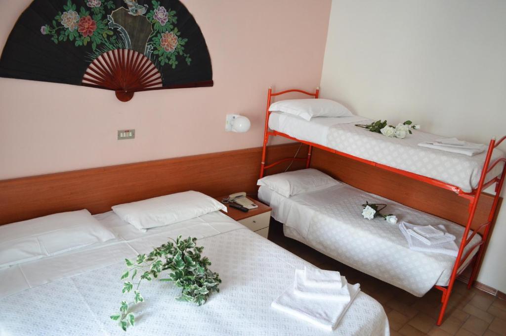 Hotel Arena Cattolica Habitación foto